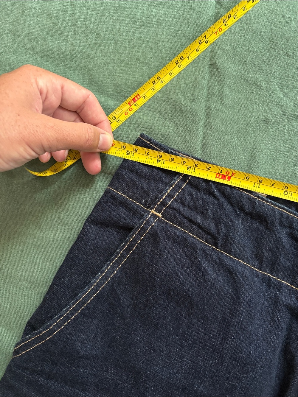 Levi’s | Women’s Wide Leg Jeans in Dark Indigo - Picture 9 of 9